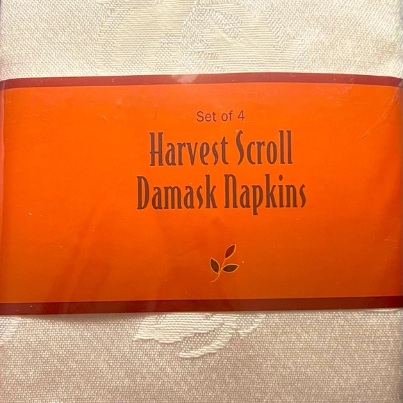 NEW- 2 Set of 4 Harvest Scroll Damask Napkins 17" x 17" - Ivory- - Picture 3 of 3